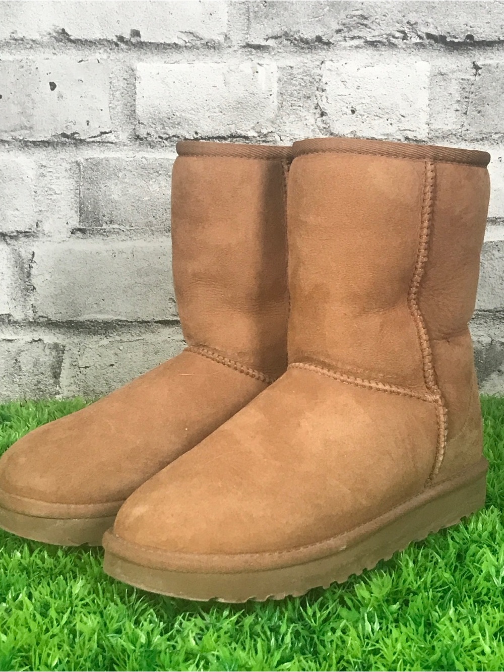 Uggs Chestnut Shearling Winter Boots